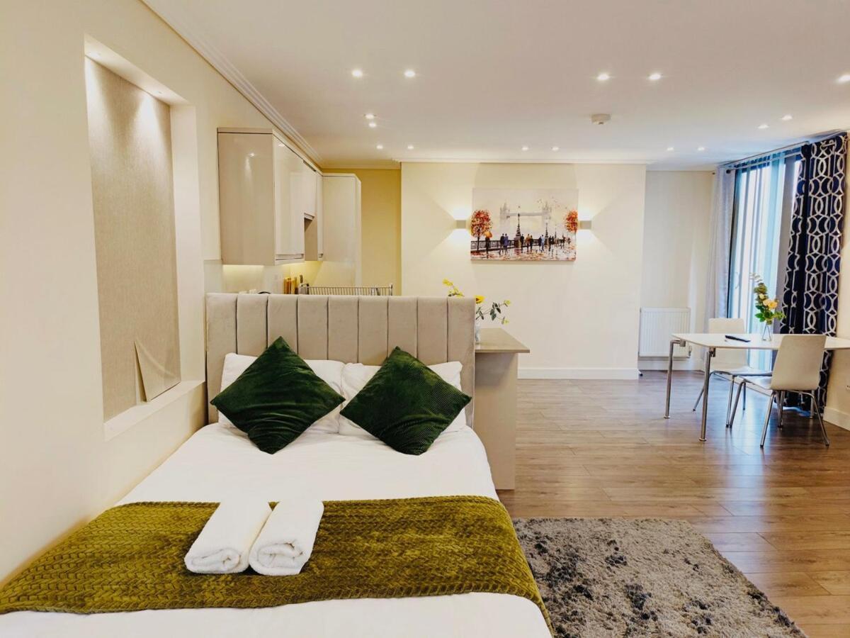 Contemporary 2 Bedroom In Londres